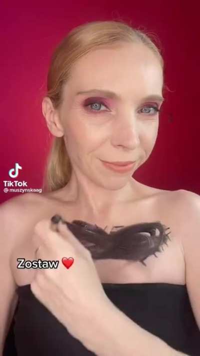 dawno tu nic nie wrzucałam....... ale to musiało to byc wstawione no, poprostu 🤌🤌🤌