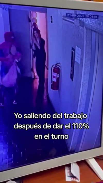 Spider-Man ganándose la vida