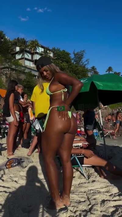 EDUARDA SOARES