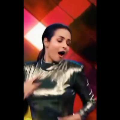 Milif mommy's moves are so hot!