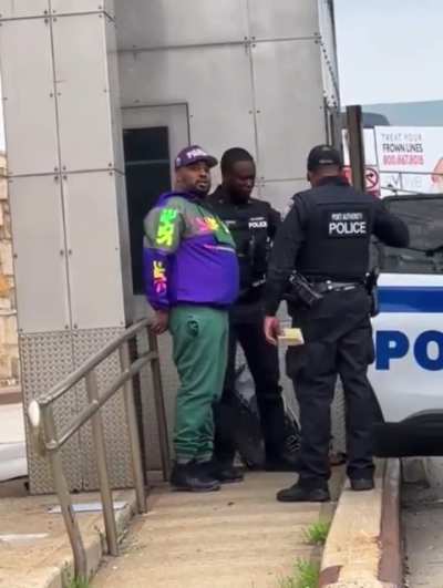 Yo Free My Nga Flip! He Ain’t They Do Nuffi<wbr>n…..T<wbr>hey Got Em! 👮🏾‍♂️<wbr>🚨🚔✨
