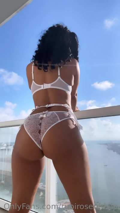 Twerking on balcony