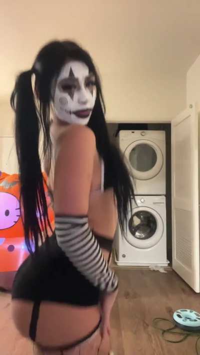 😋 