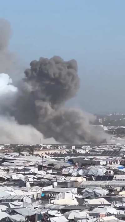 Ceasefire violation: 'Israeli' airstrikes on Gaza today, video from Mawasi Khan Yonis. 29 Palestinians killed since dawn, 30 injured.