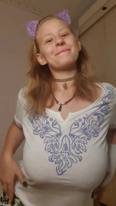 #TittyDrop So, I have small ears on now, but something else I have really big. Heh