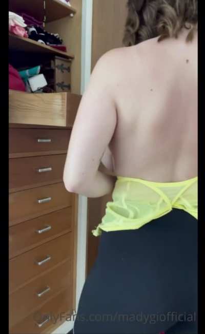 bra try on