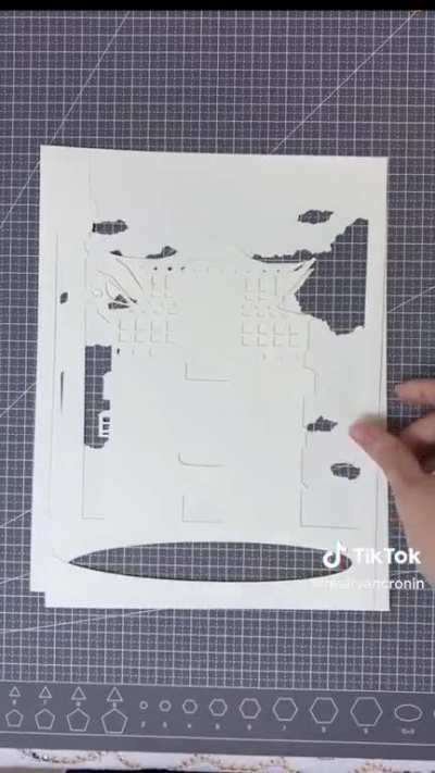 Putting a Lunibox together
