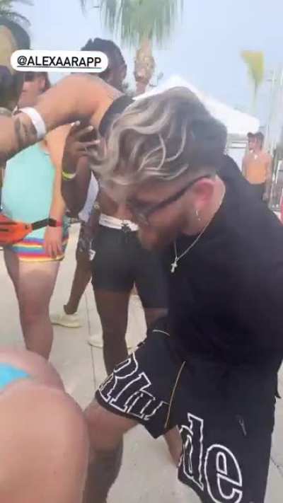 twerking