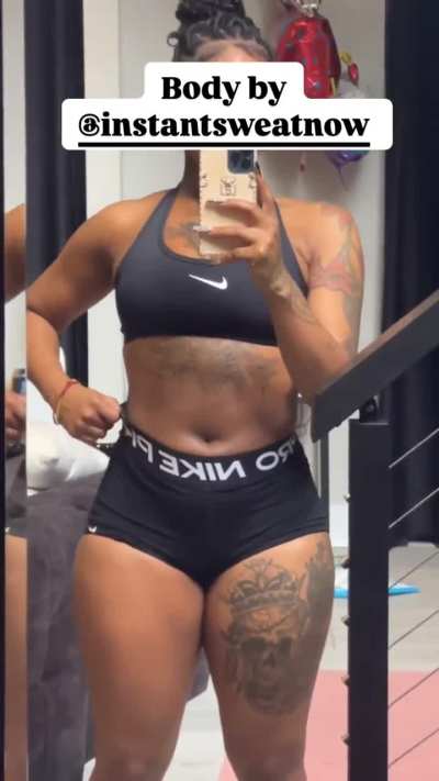 Mizz Twerksum (@liv<wbr>emizz<wbr>twerk<wbr>sum)