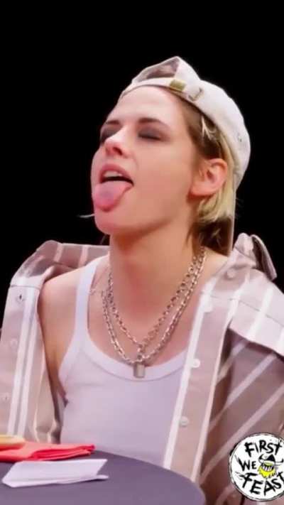 Kristen on Hot Ones