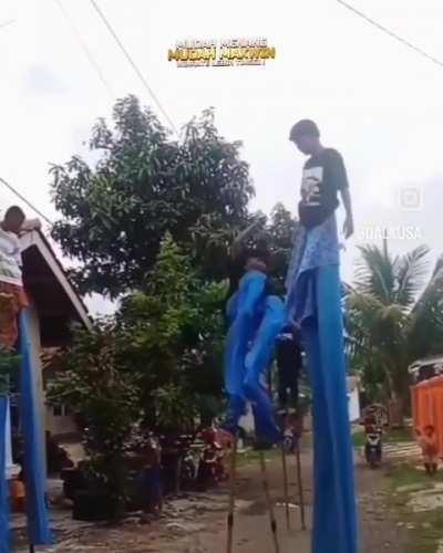 to walk on stilts