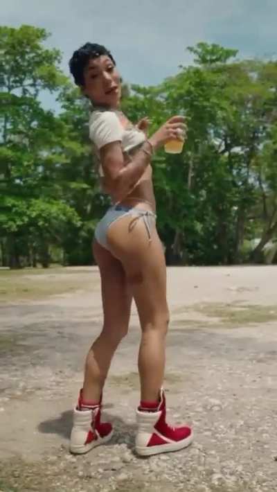Booty & Blunts