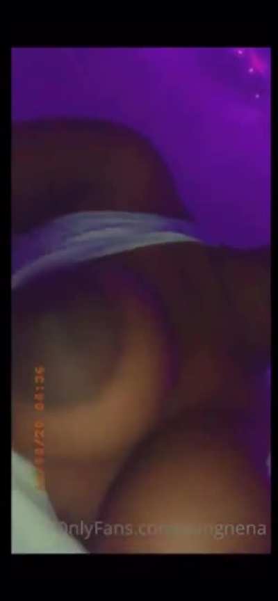 😈
