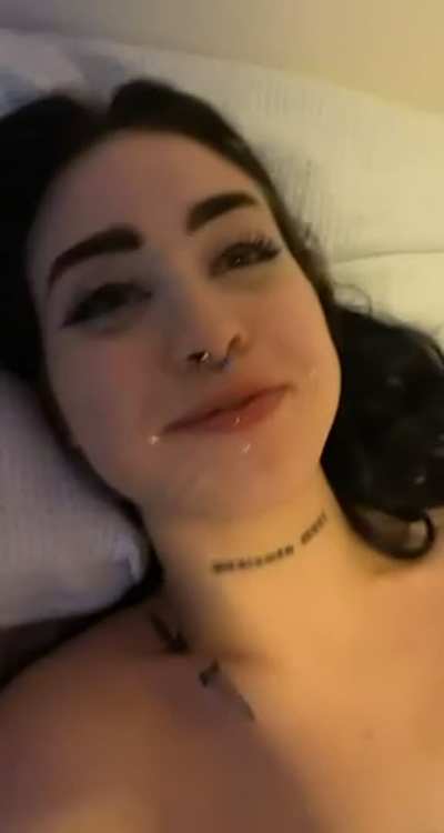 i love your cum on my face (‘: I’m sorry for being a brat!