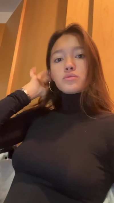 Gorgeous Lily Chee