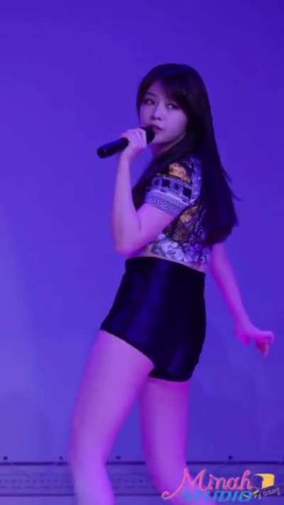 Girl's Day Minah
