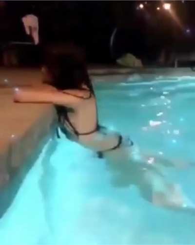 Cutie in the pool