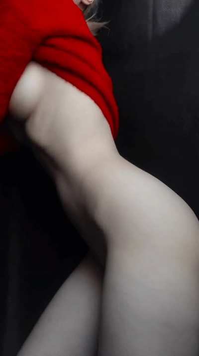 Lady in red