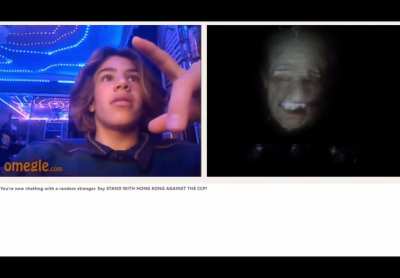 Jump scare warning