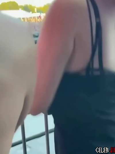 Titty Bouncing Throwback