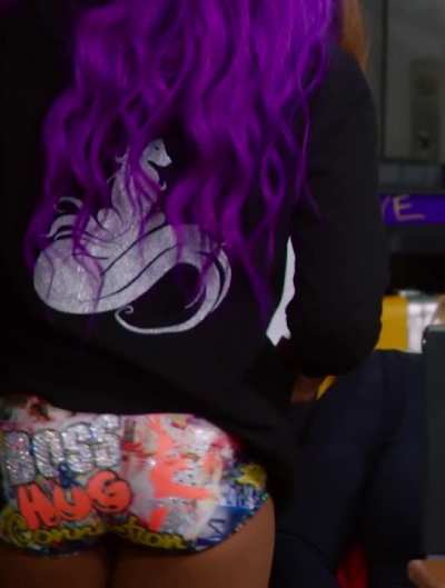 👀