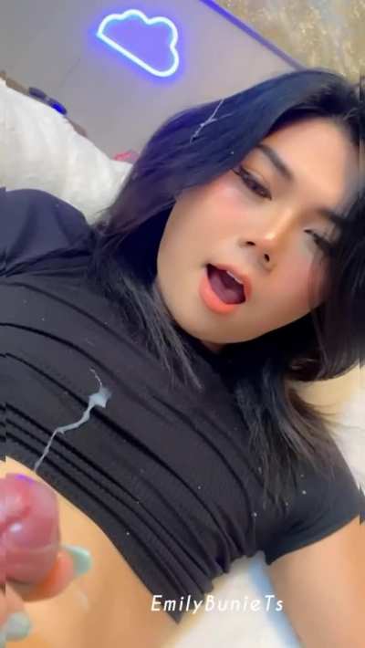 Do you find it hot when I cum huge ?
