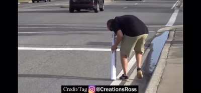 Â