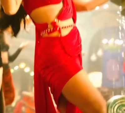 in 'Husn Parcham'
