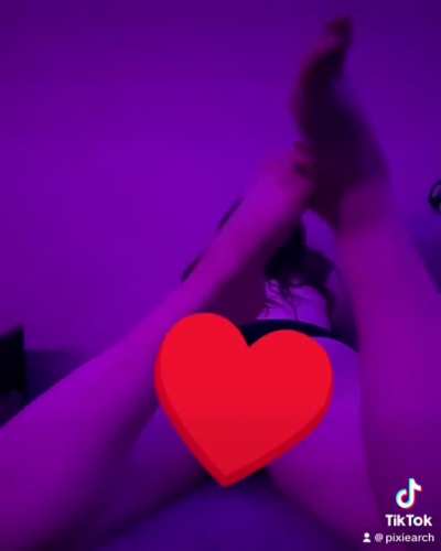 My feet are so cute fr (oc)