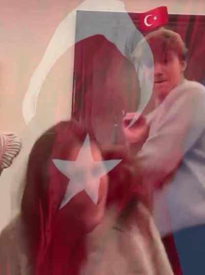 GerÃ§ek TÃ¼rkler sarÄ±<wbr>ÅÄ±n<wbr>dÄ±r.
