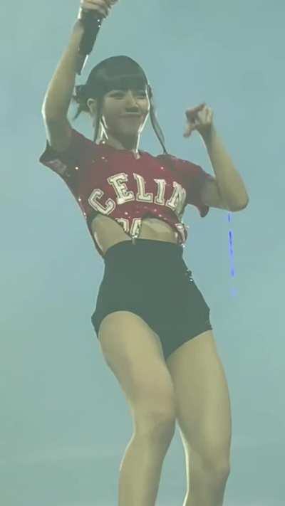 Blackpink Lisa 🍑