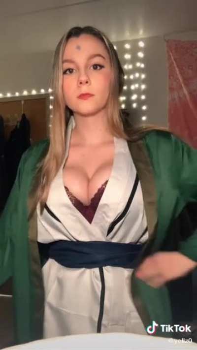 Anime titties