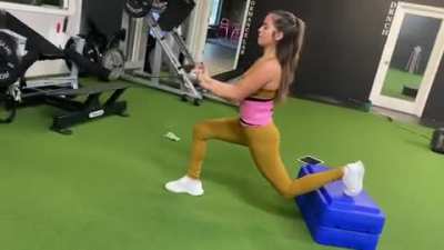 Izzy Lunging Away