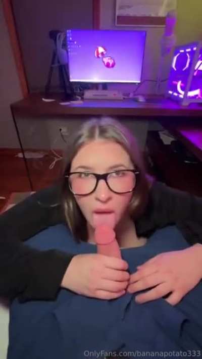 Slutty secretary