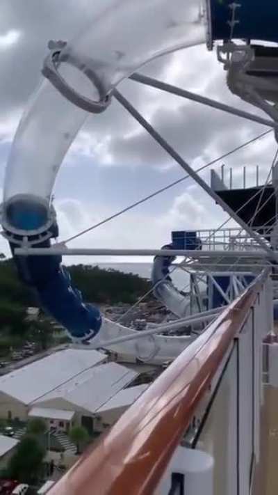 Man i would've died from the claustrophobia from that