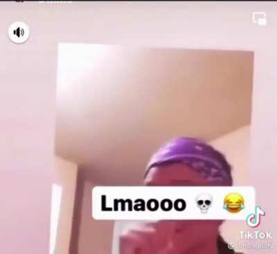 she know she dead wrong for pushing Lil N like that