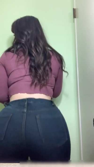 Damn, Amazing body 😰