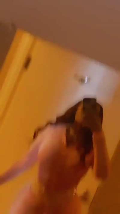 Oh my god… when I say I love this video, you wouldn’t believe it!!! I admire the she waves her hair, her lil’ sexy movements, her face that I would totally nut on…, and the way she was Twerking was beautiful, her thick thighs, her singing, and her white t