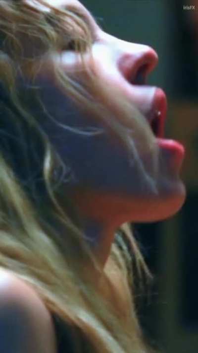 Sydney Sweeney - The Voyeurs (2021) - Riding - Vertical Crop & Smooth Slo-mo