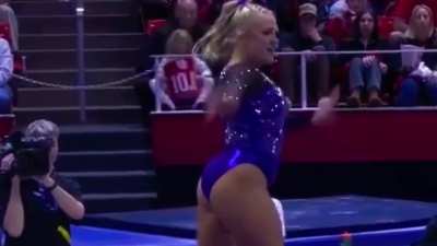 LSU’s Sierra Balla<wbr>rd💜💛🤍<wbr>🐯 (LOVE me a big girl with moves)