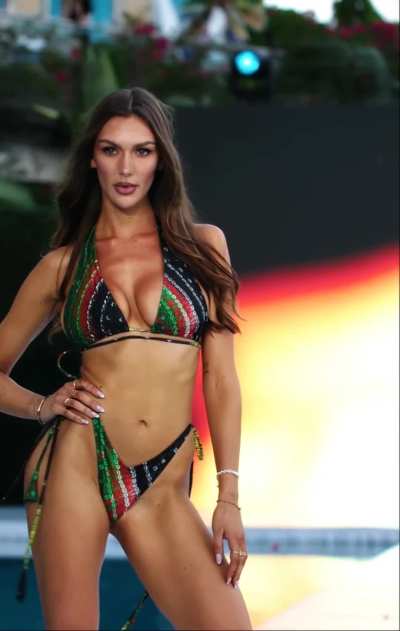 Natalie Zacharias - Oniki, Miami Swim Week 2025 (2 speeds)