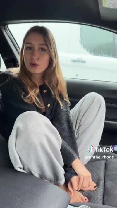 Zoe