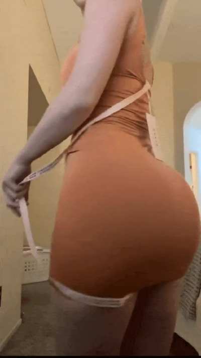 Tight Fit @stpeach