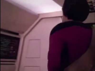 TNG is full of great little moments like this
