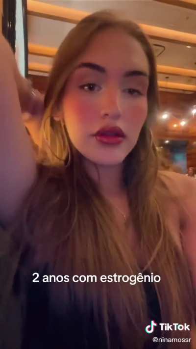 Angelina Mossr