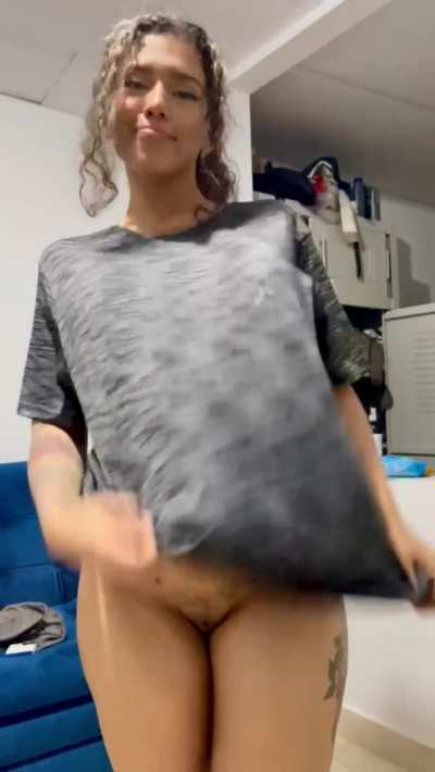 ❤️❤️❤<wbr>️Hi guys if u want to see hot, explicit, and naughty content, check my OF❤️❤<wbr>️❤️ Link in Comments