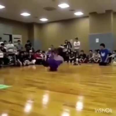 What is this Dance Move Called?! 😳