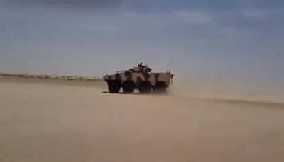 Leclerc MBT vs VBCI IFV Desert Drag Race