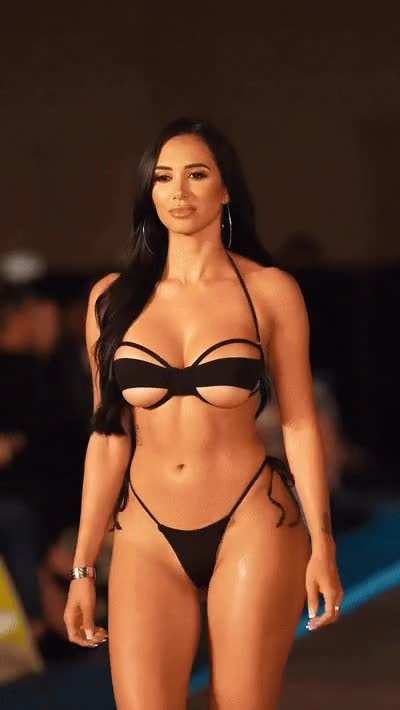 Amber Quinn - Hot Miami Styles, Fort Lauderdale Fashion Week 2023