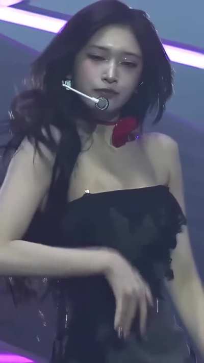 Leeseo (IVE)